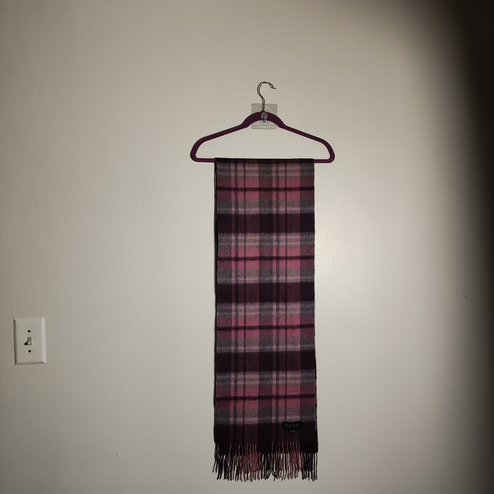 Claudia Nicole 100% Cashmere Scarf - Picture 4 of 5